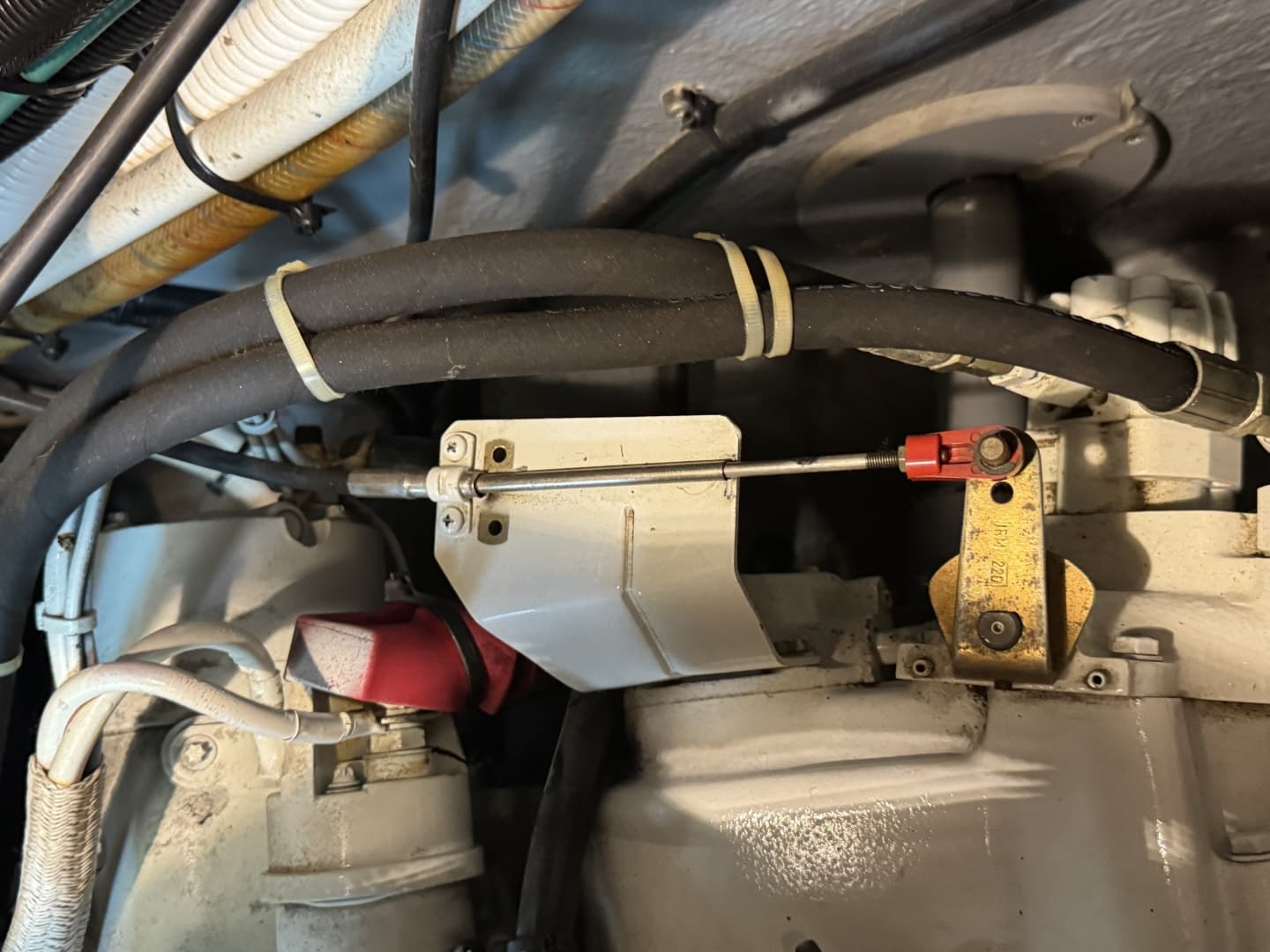 1998 Sea Ray 370 Aft Cabin