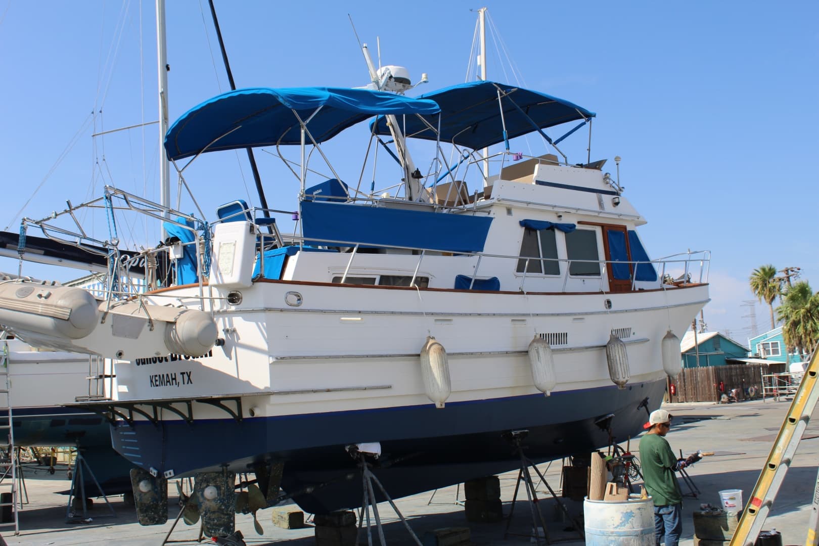 1983 Ocean Alexander 40 Double Cabin