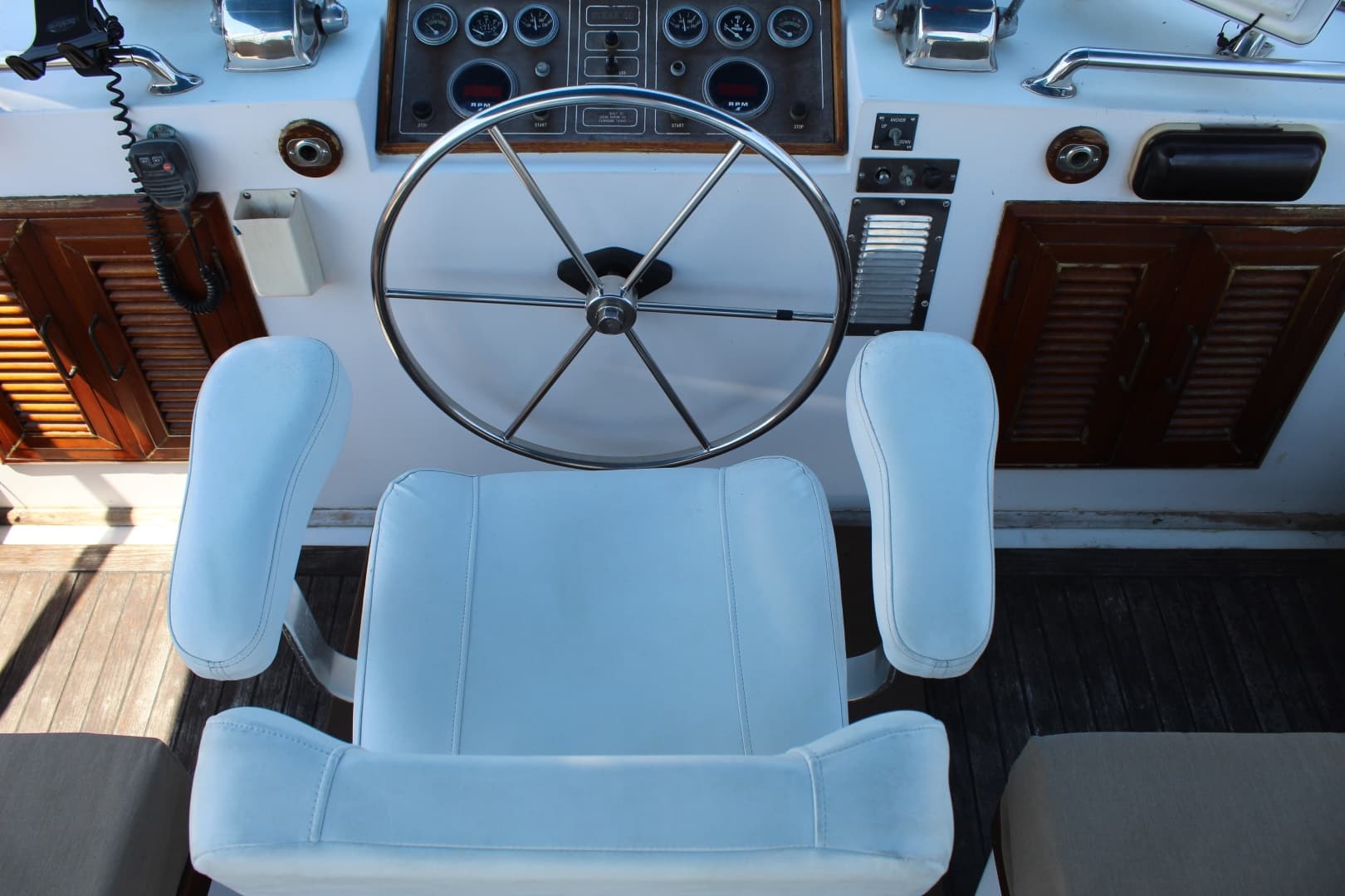 1983 Ocean Alexander 40 Double Cabin