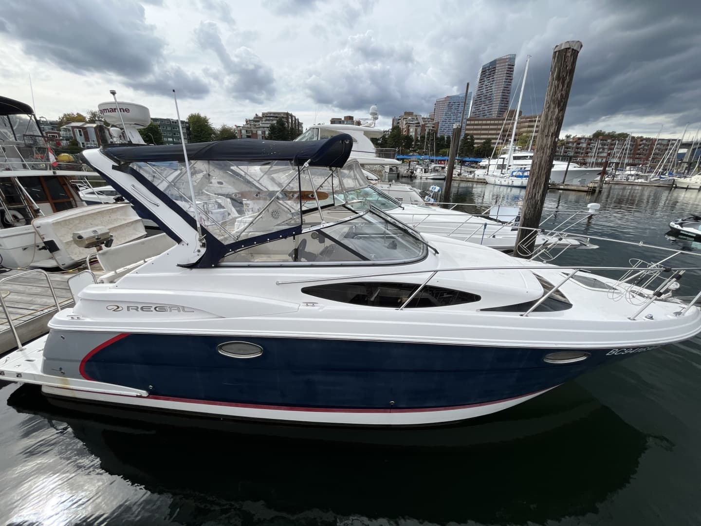 2007 Regal 2860 Window Express