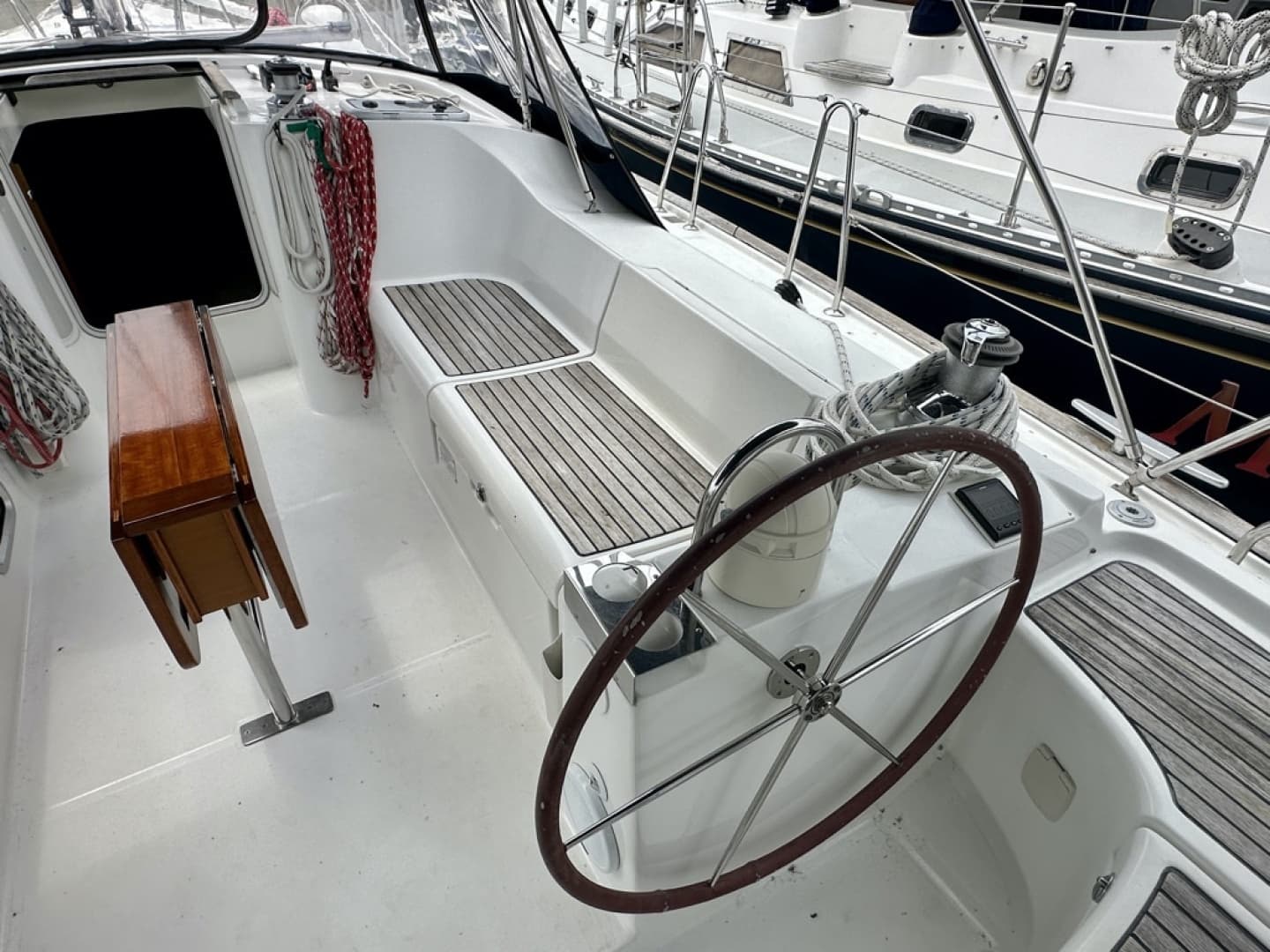 2002 Beneteau 473