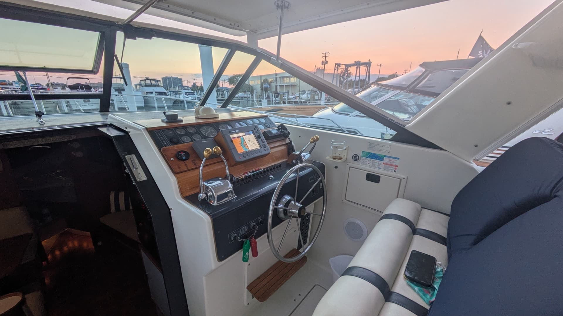 1988 Tiara Yachts 