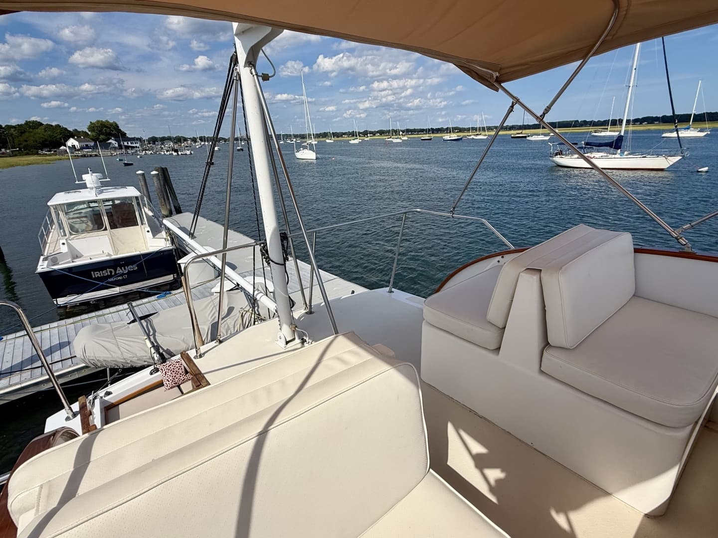 1987 Wilbur Flybridge Cruiser