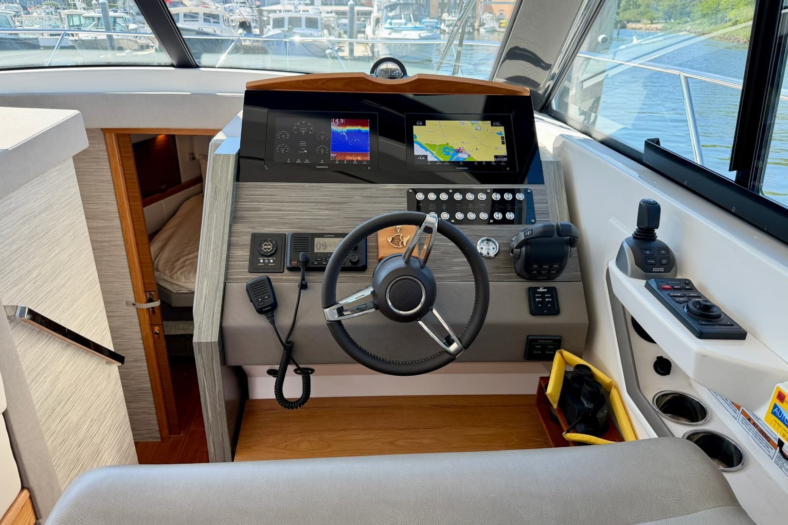 2020 Tiara Yachts C39 Coupe