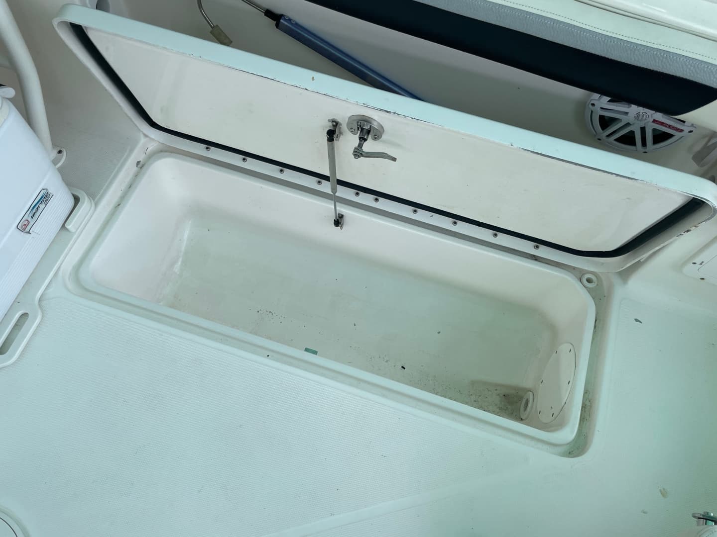 2013 Wellcraft 30 Scarab Sport