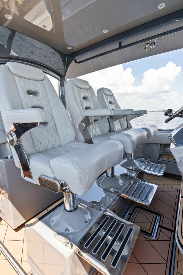 2023 HCB 42 Lujo