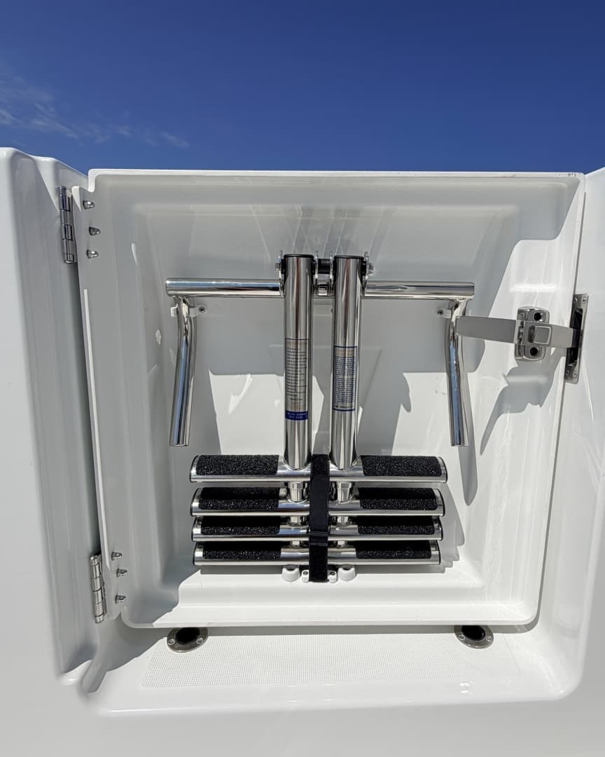 2027 Wellcraft 28 Explorer