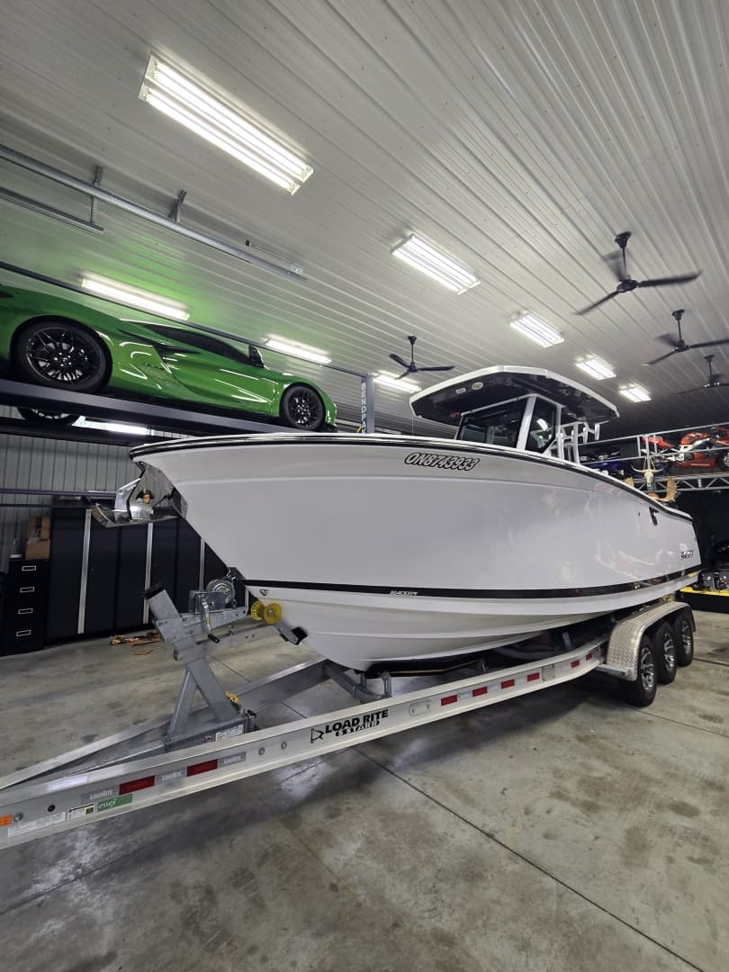 2023 Blackfin 272 CC