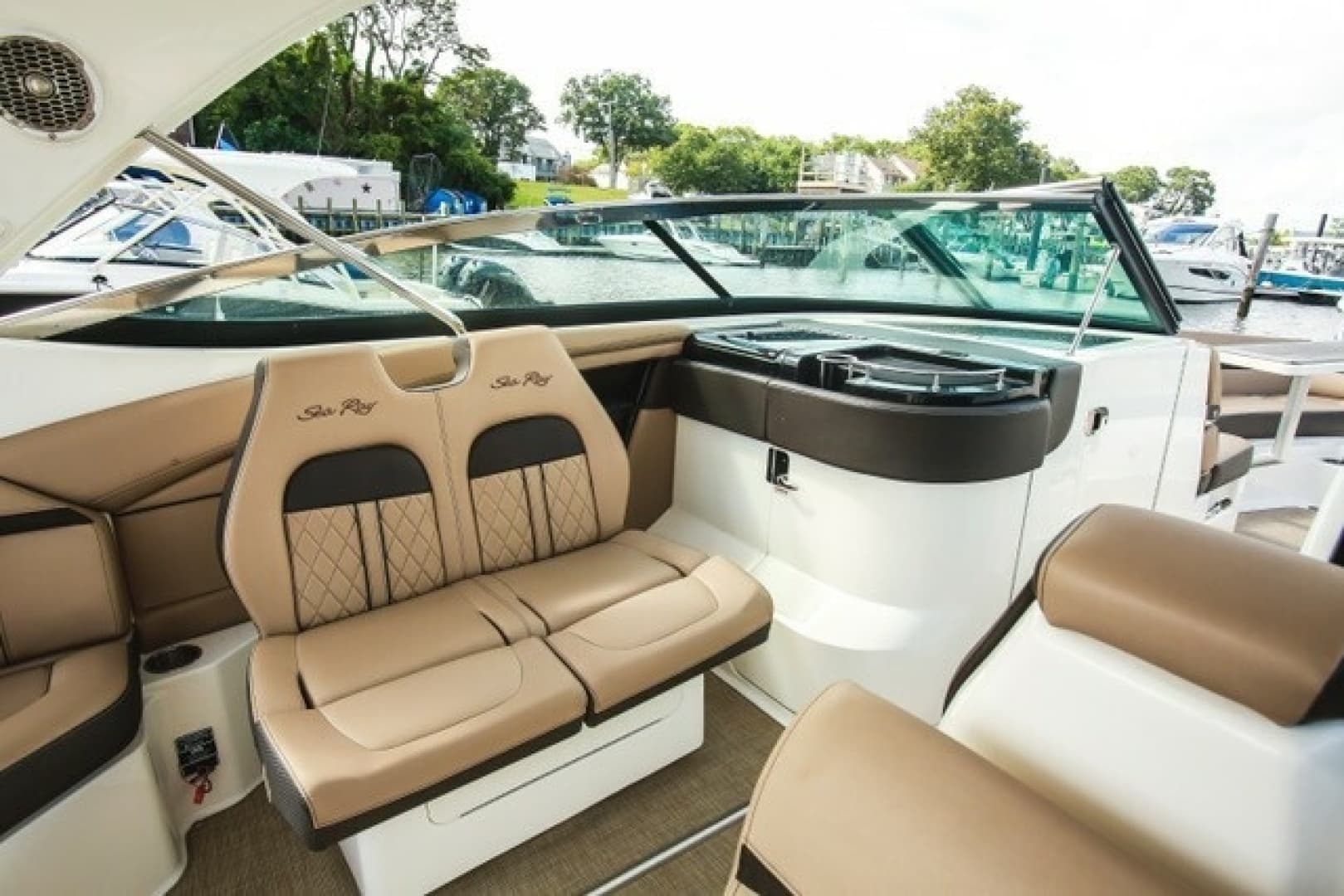2018 Sea Ray SLX 350