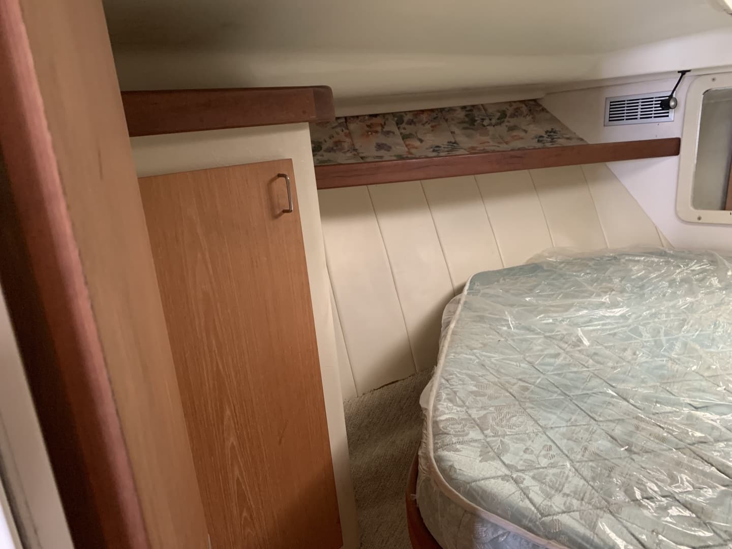 1996 Mainship 40 Sedan Bridge