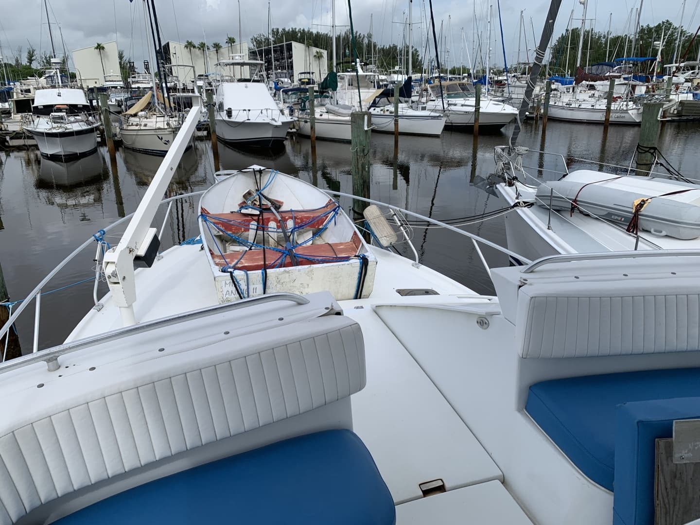 1996 Mainship 40 Sedan Bridge
