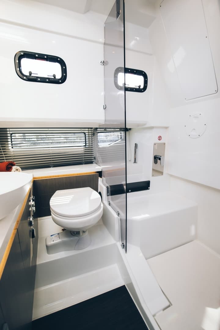 2027 Wellcraft 38 Explorer