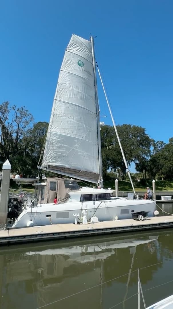 2014 Lagoon 421
