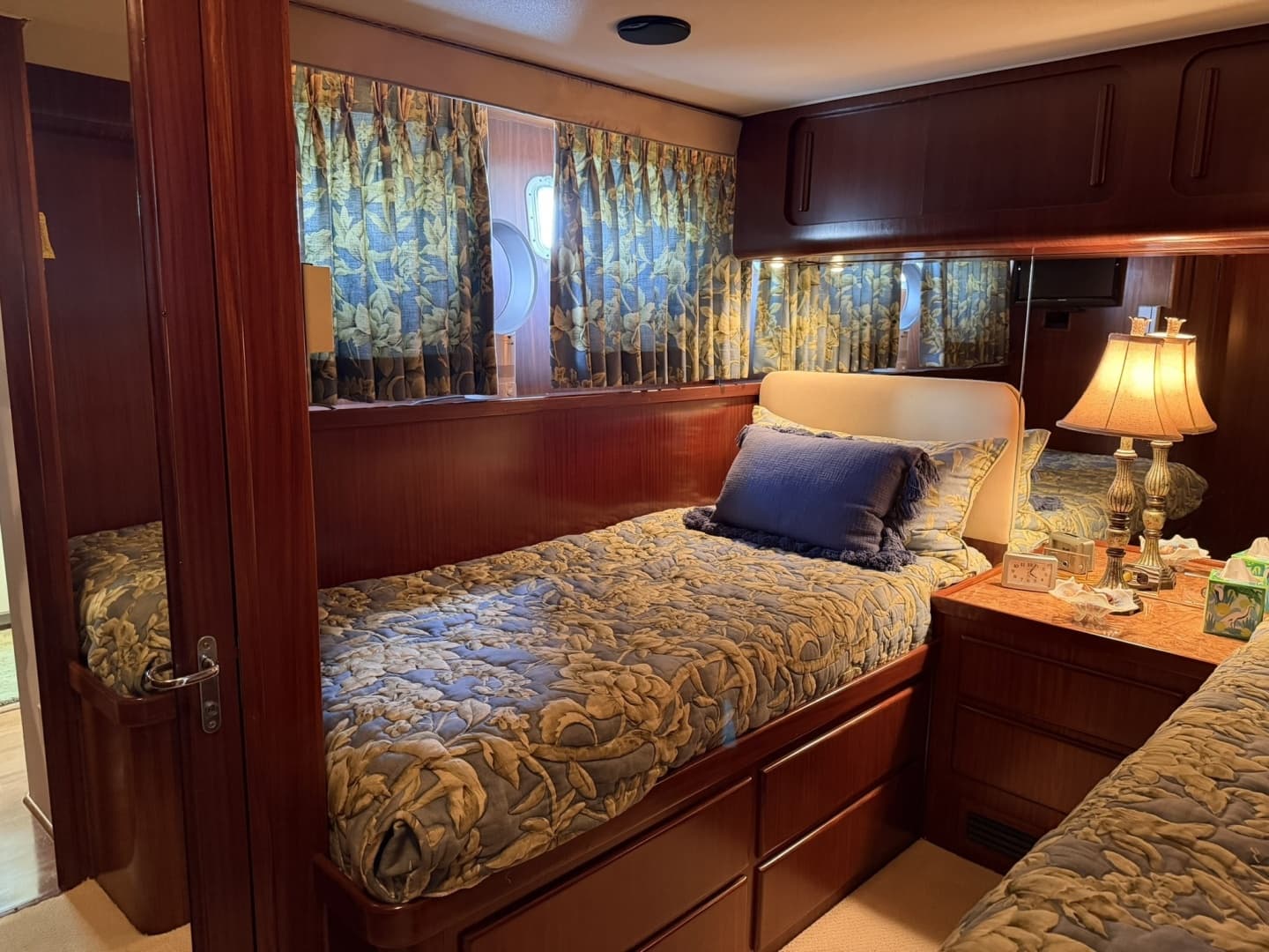 1986 Hatteras CPMY