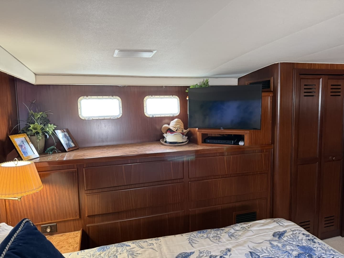 1986 Hatteras CPMY