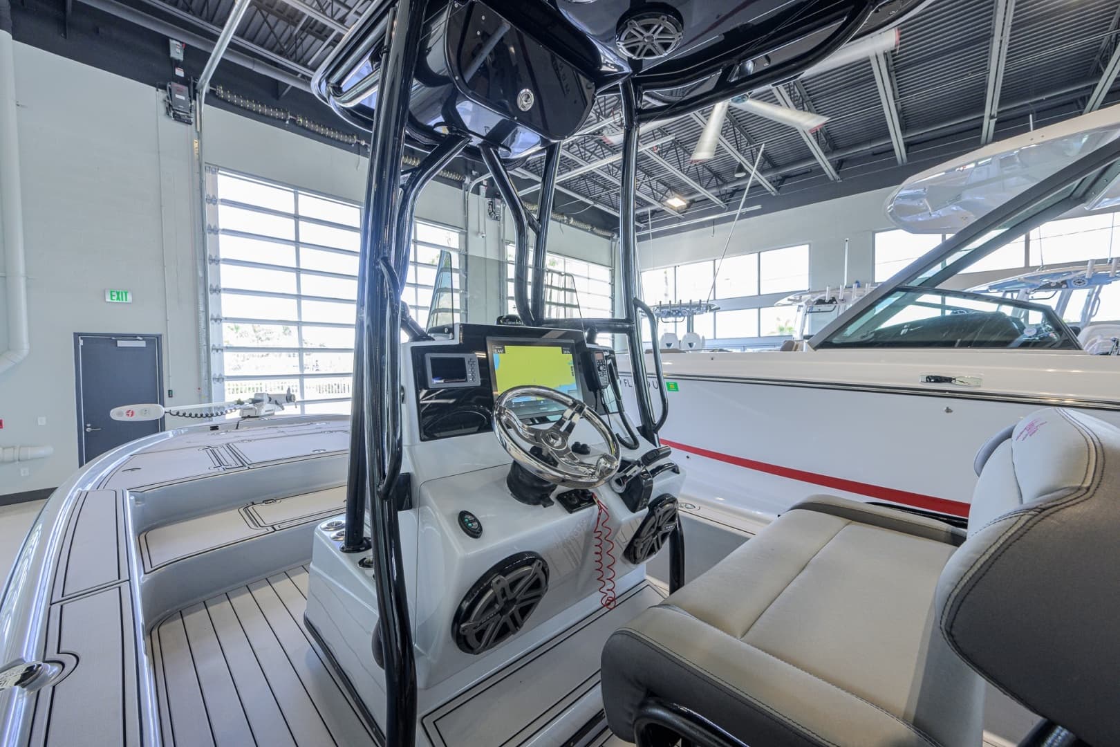 2017 Yellowfin 24 Bay CE
