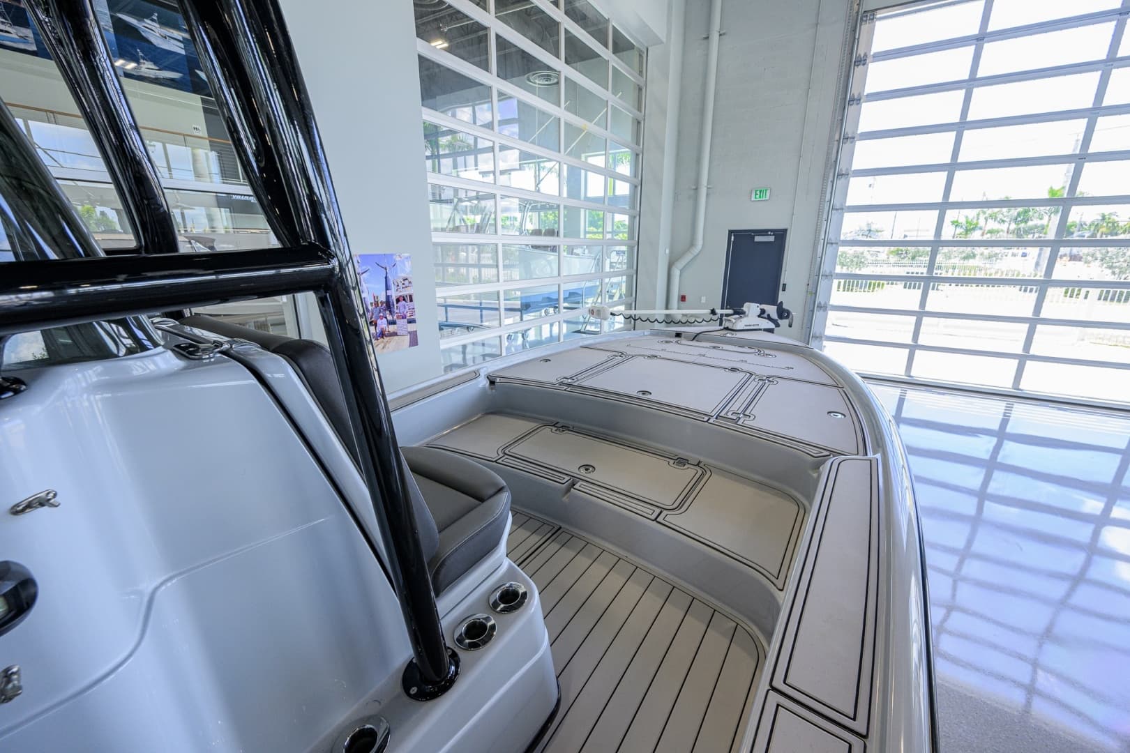 2017 Yellowfin 24 Bay CE