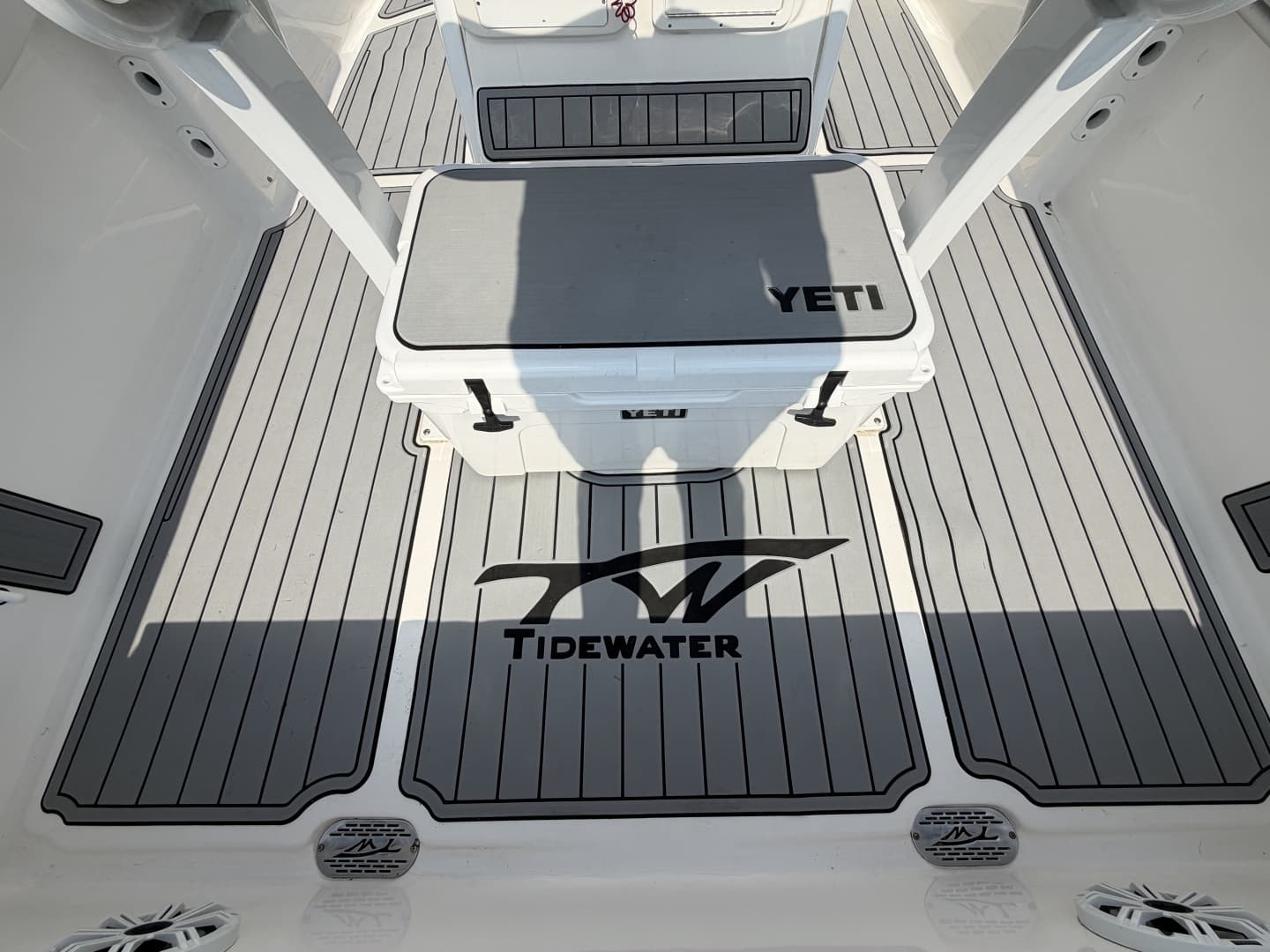 2018 Tidewater 232 LXF