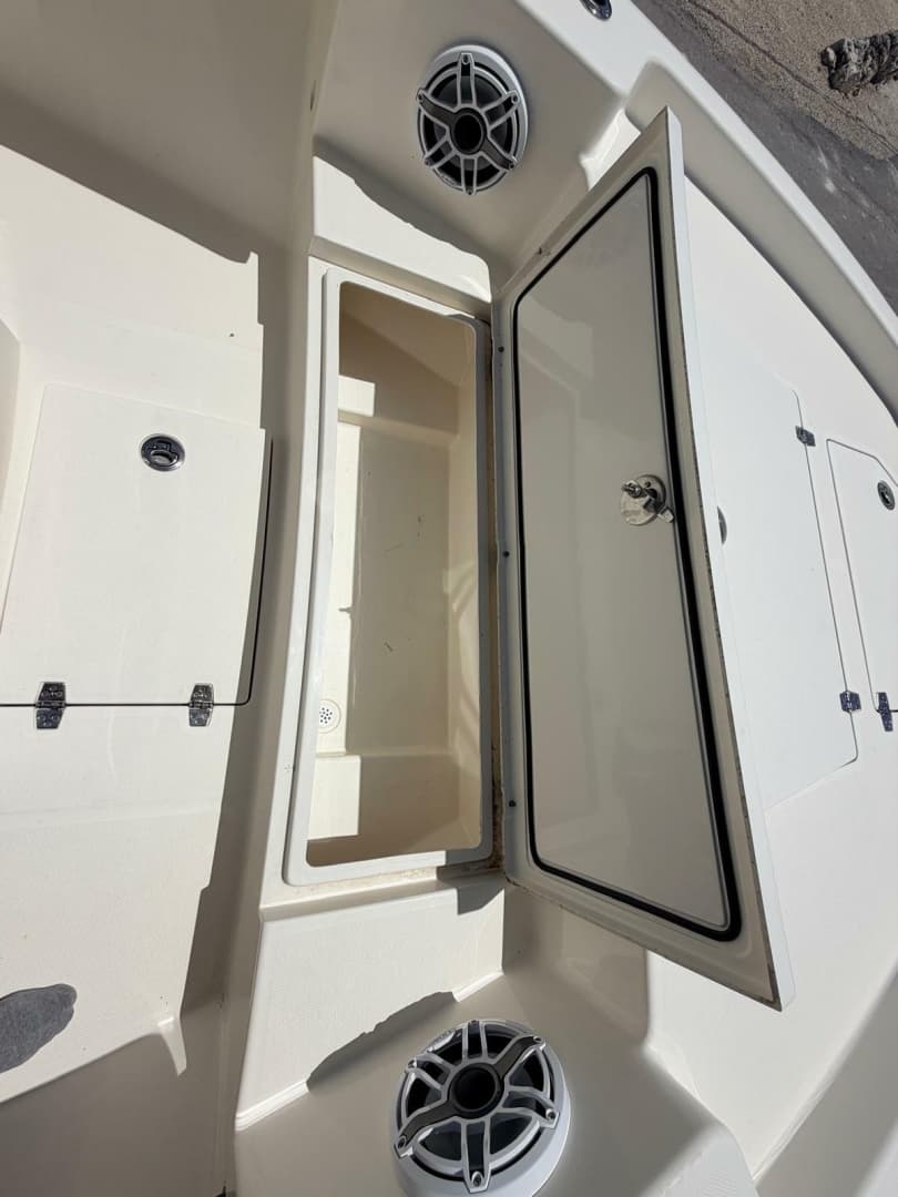 2024 Pathfinder 2400 Open