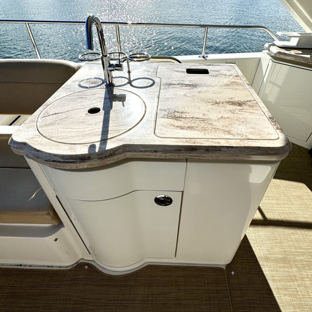 2017 Sea Ray L650 Fly