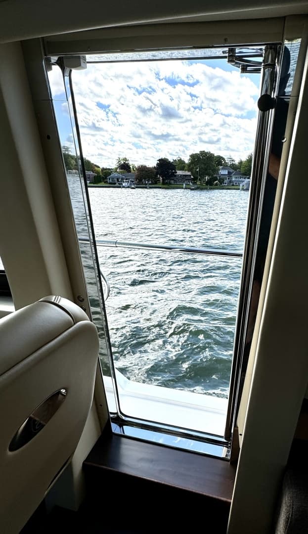 2017 Sea Ray L650 Fly