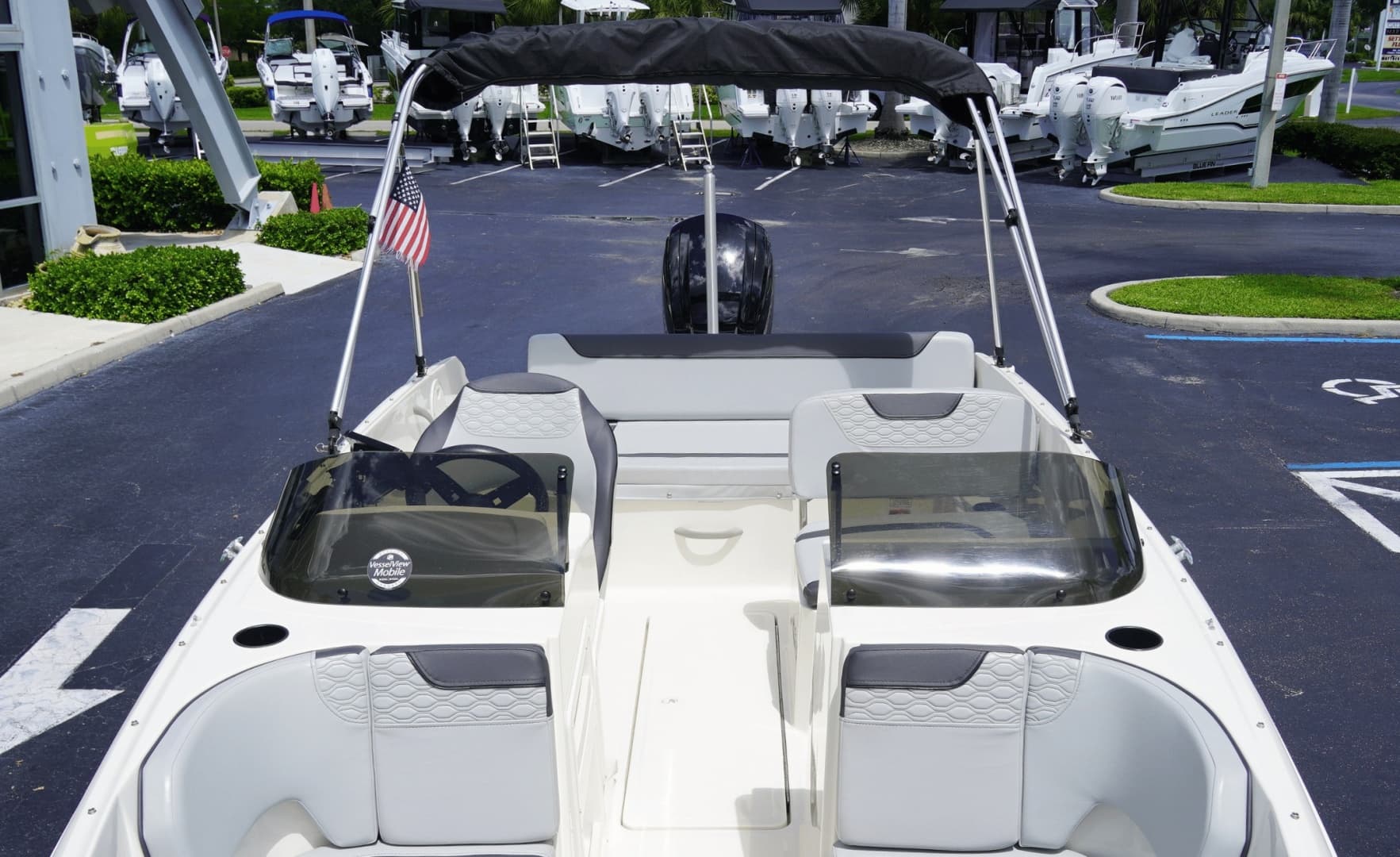 2024 Bayliner M19
