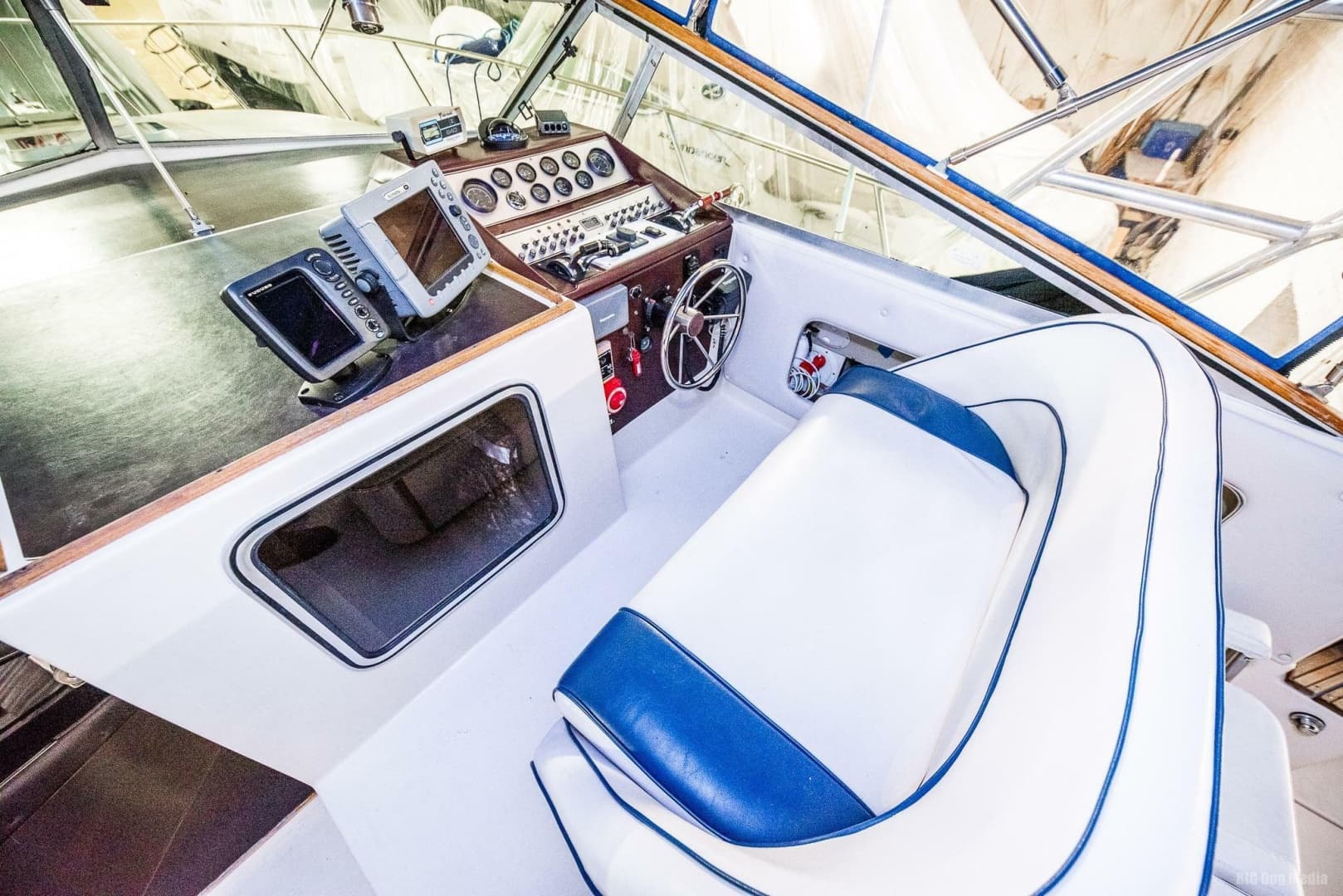 1985 Chris-Craft 