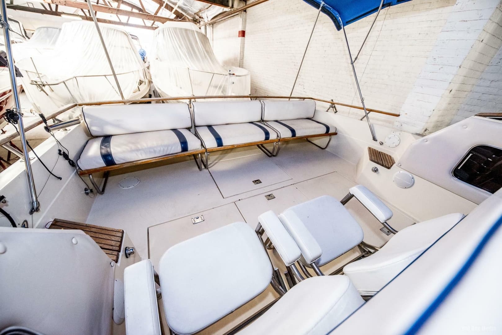 1985 Chris-Craft 