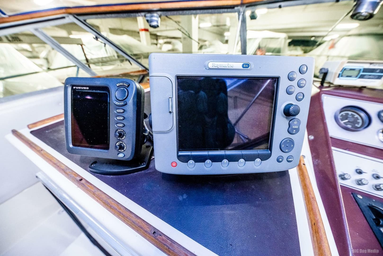 1985 Chris-Craft 