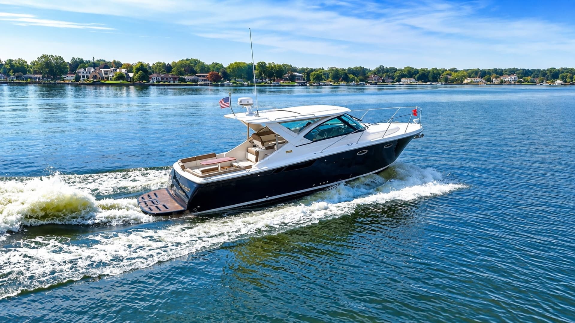 2015 Tiara Yachts 3100 Coronet