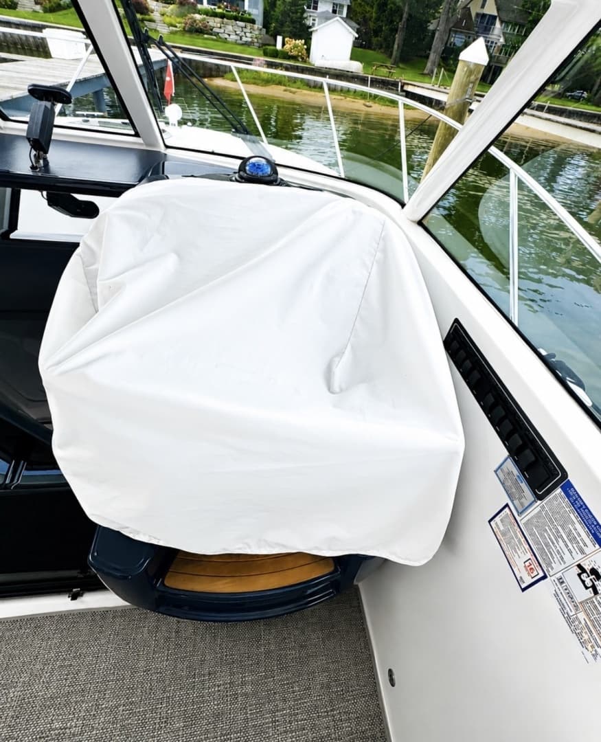 2015 Tiara Yachts 3100 Coronet