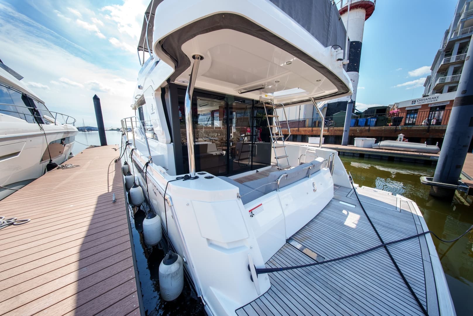 2026 Beneteau Swift Trawler 54