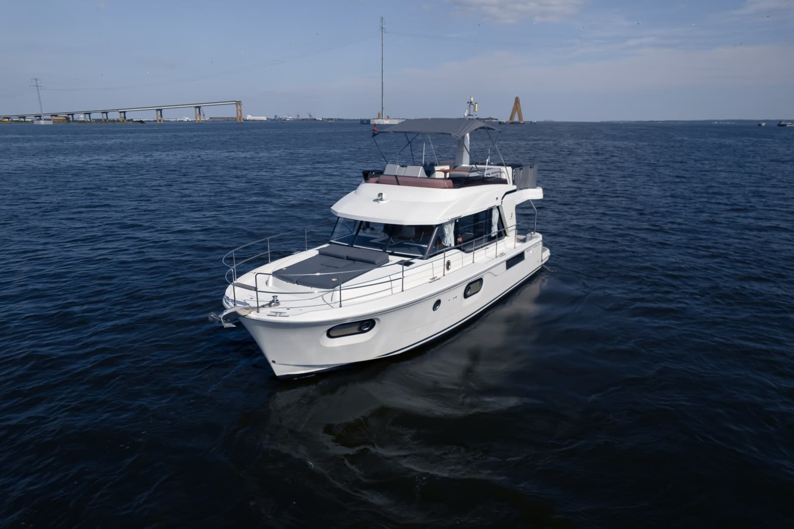 2026 Beneteau Swift Trawler 54