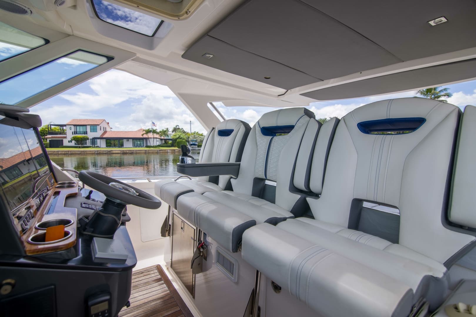 Tiara Yachts 38LS - One One