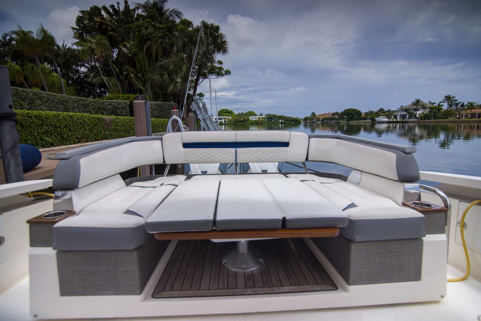 Tiara Yachts 38LS - One One