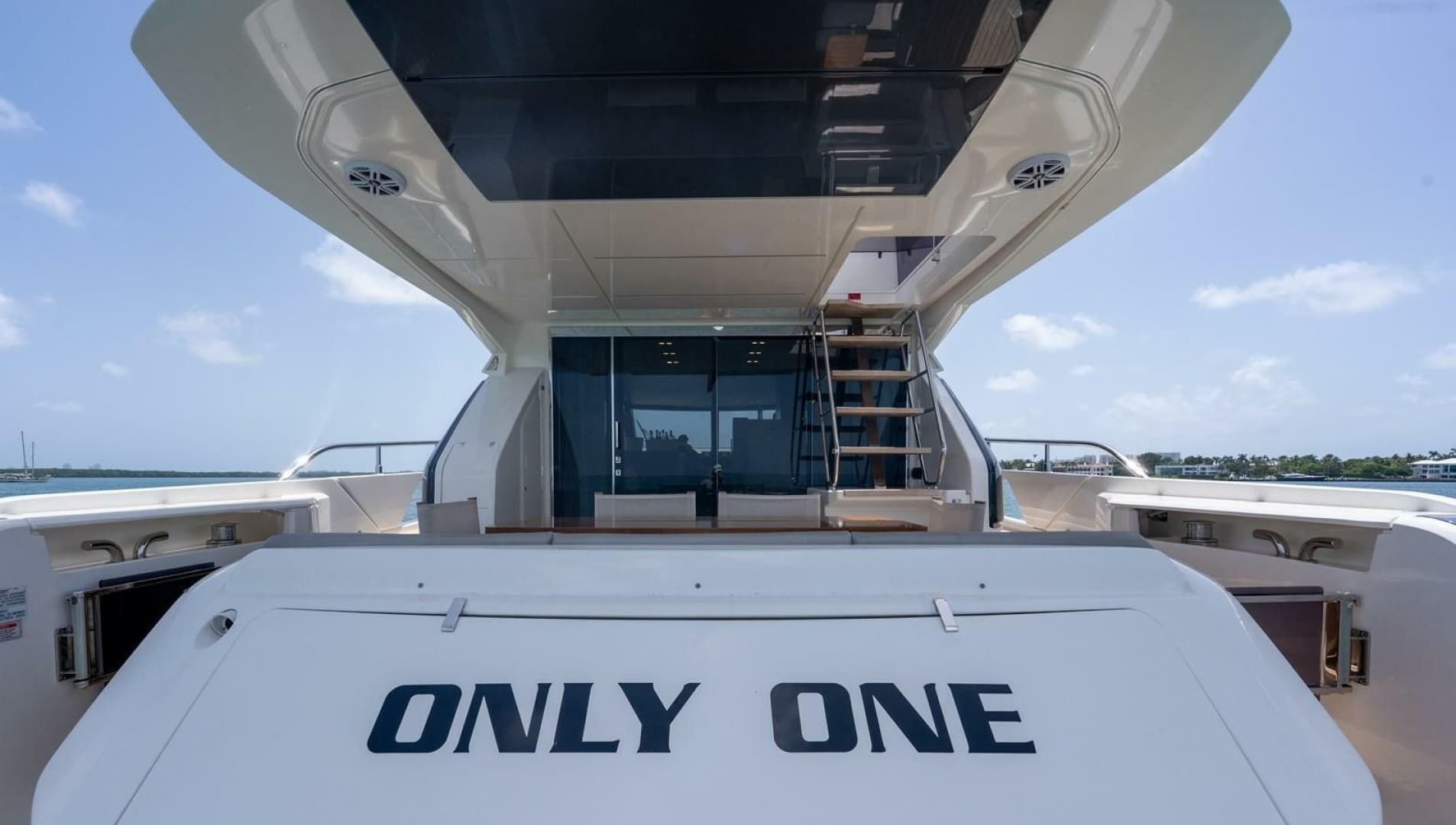 2020 Ferretti Yachts 670 Motoryacht
