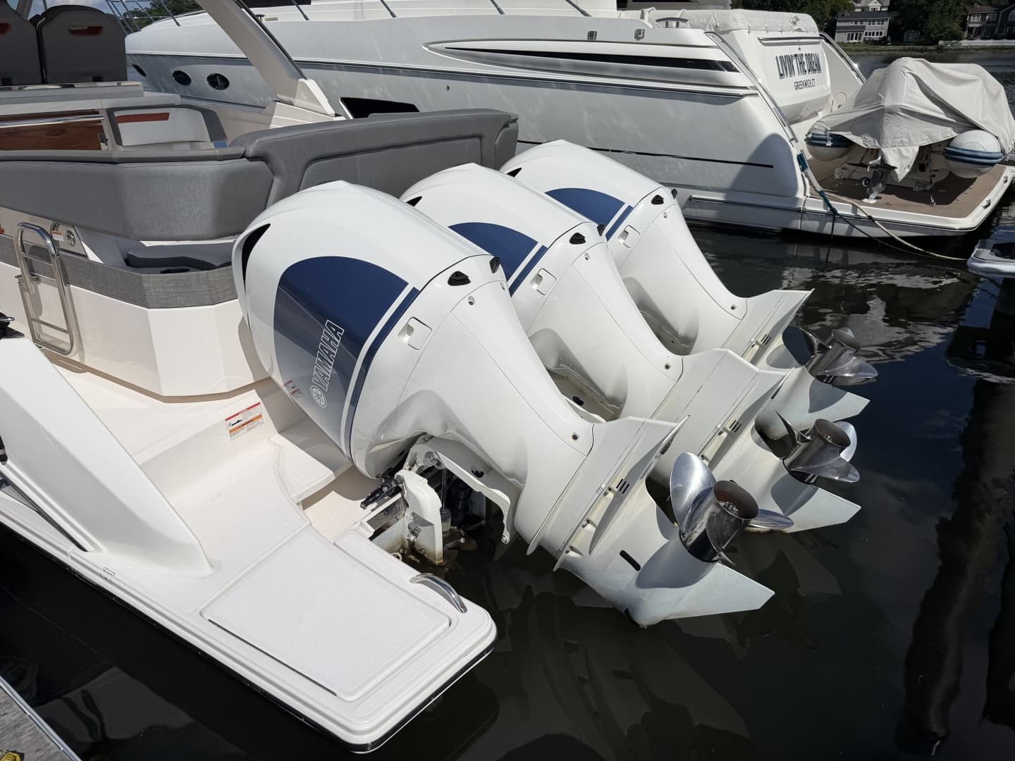2019 Tiara Yachts 