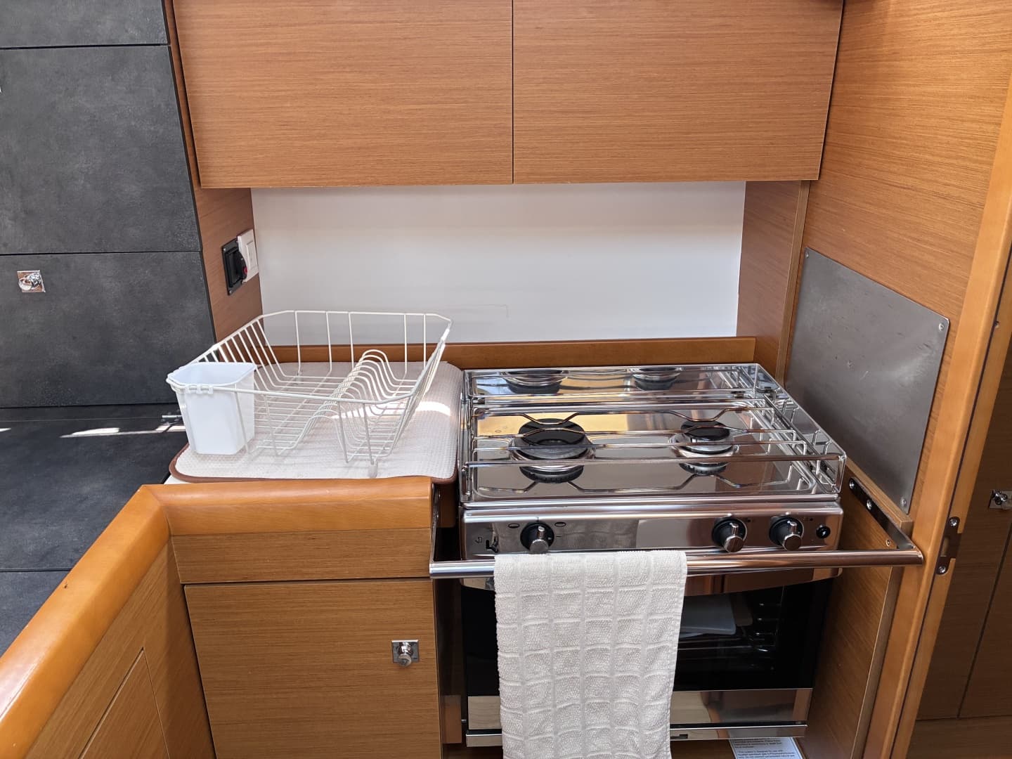 2015 Jeanneau Sun Odyssey 349