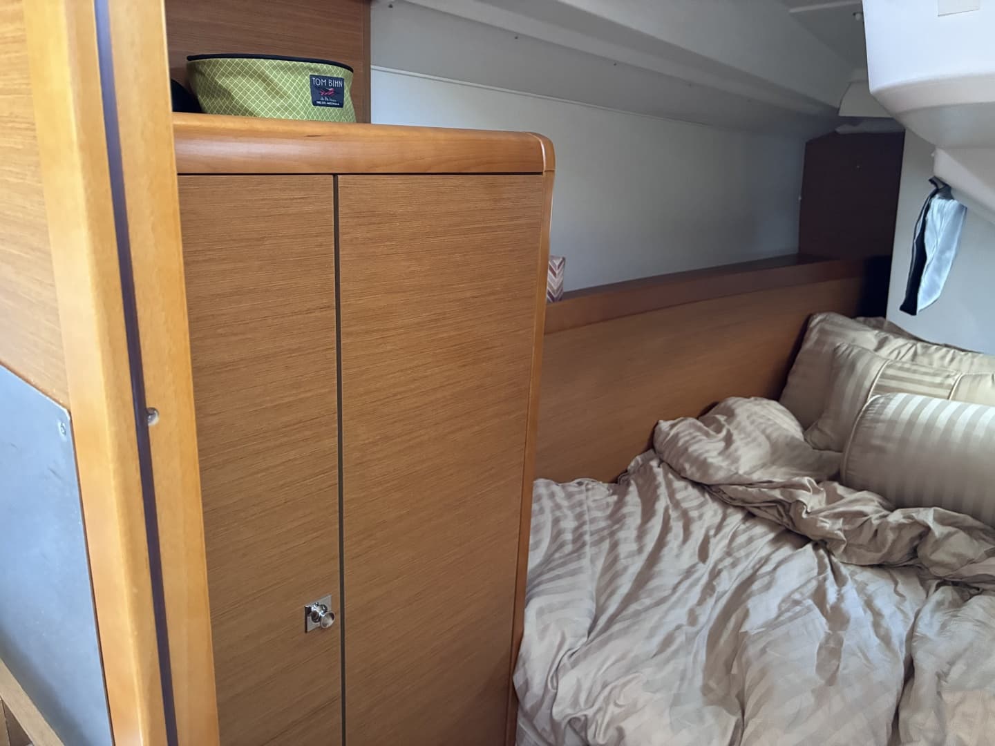 2015 Jeanneau Sun Odyssey 349