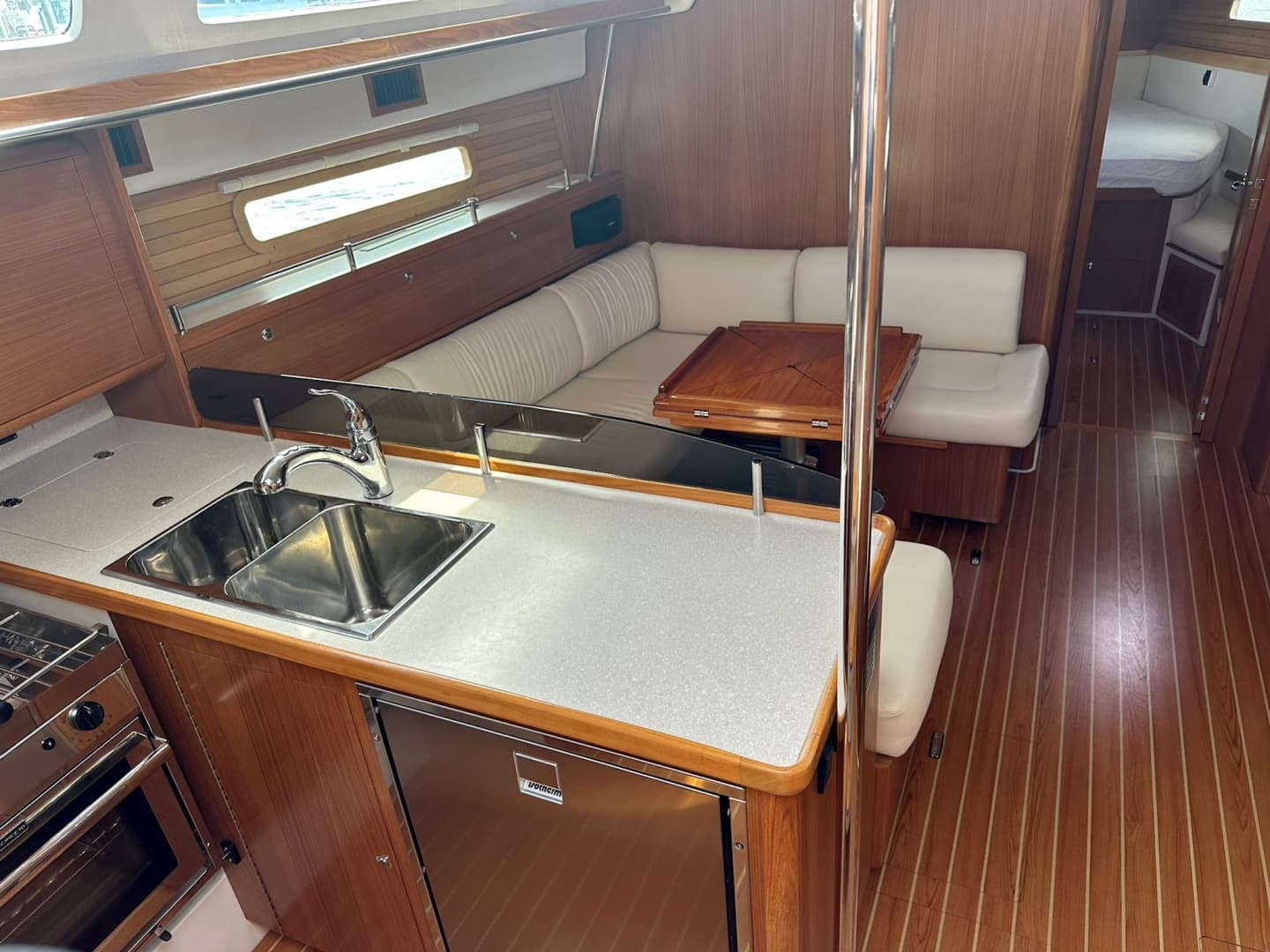 2020 Catalina 425