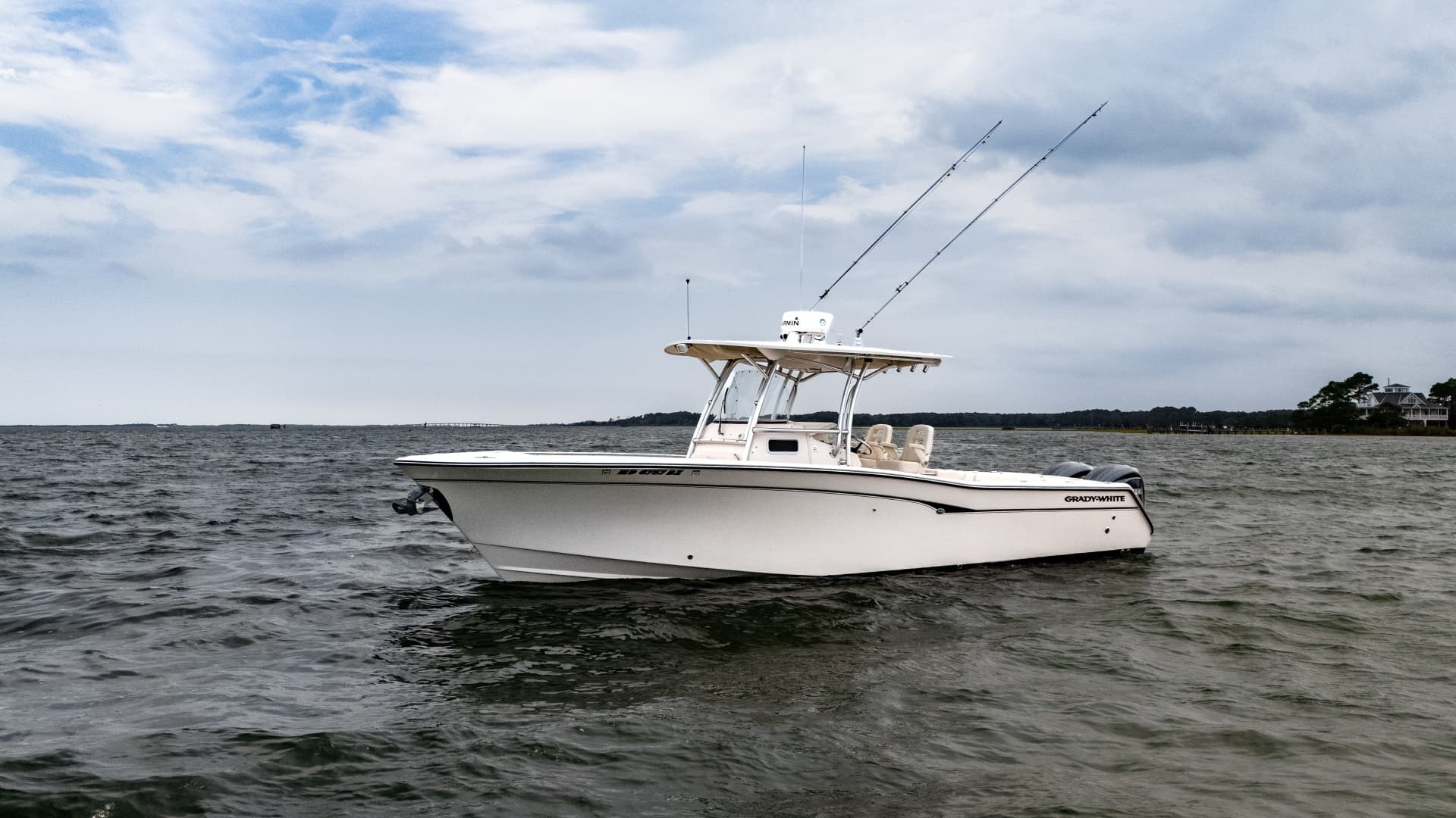 2008 Grady-White 306 Bimini