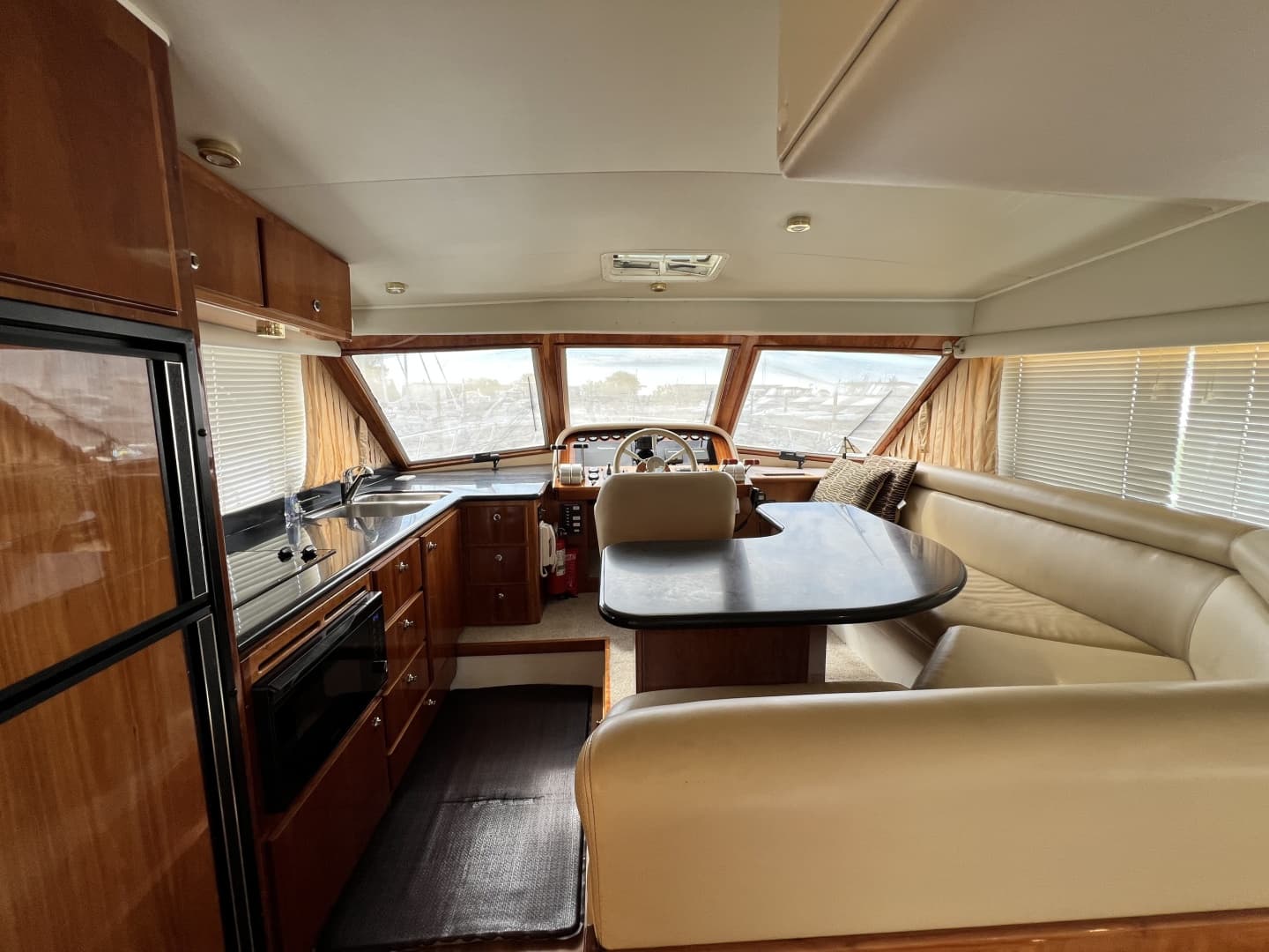 2004 Navigator 4400