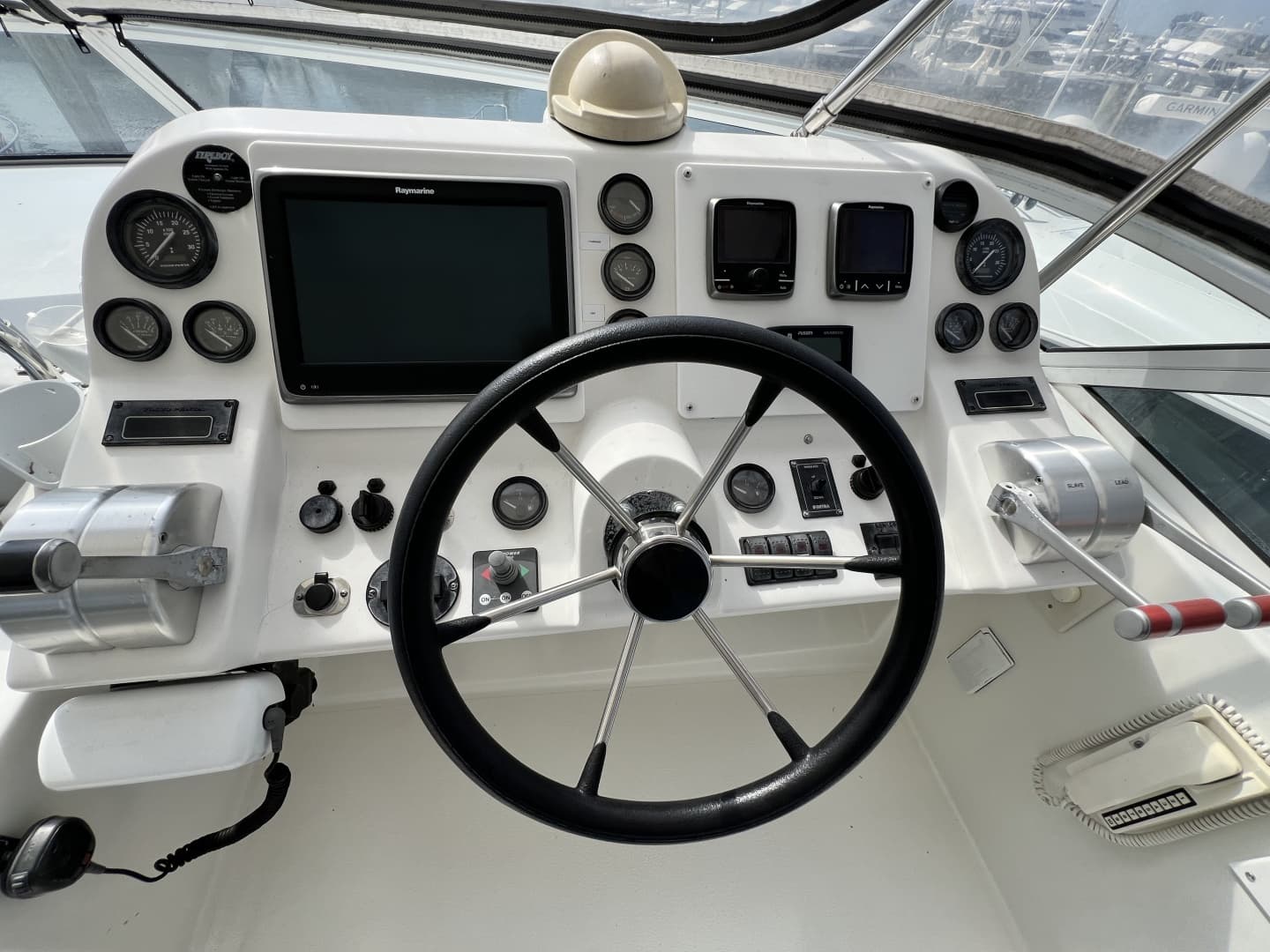 2004 Navigator 4400