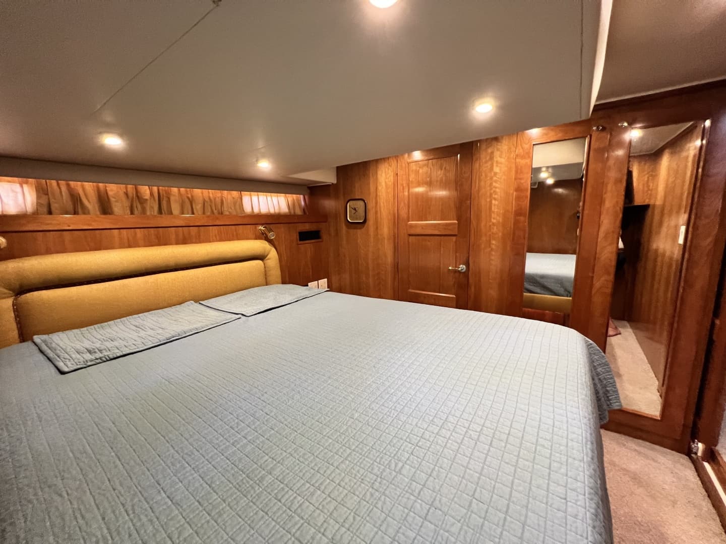 2004 Navigator 4400