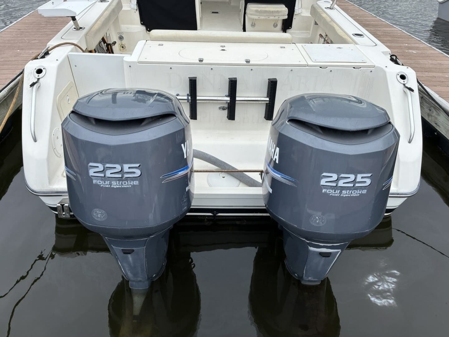 2003 Pursuit 3070 Express