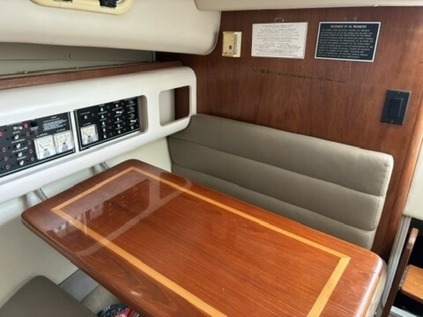 2003 Pursuit 3070 Express