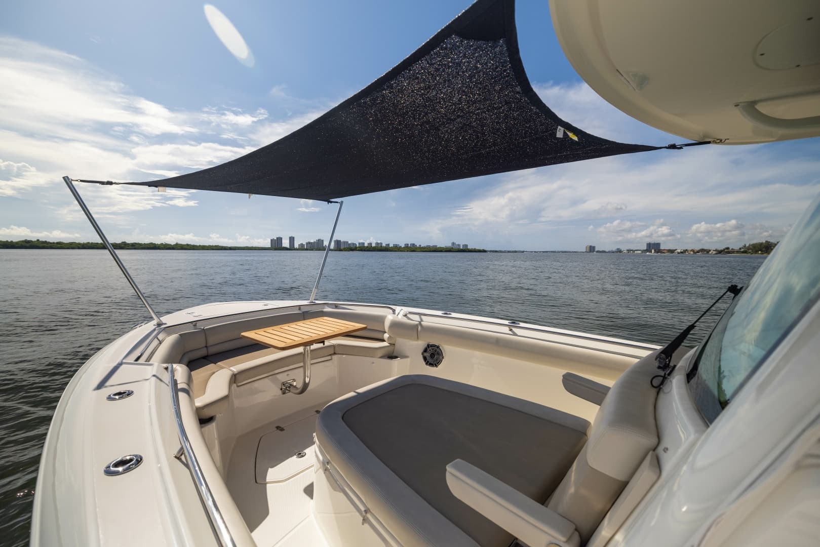 2024 Boston Whaler 330 Outrage