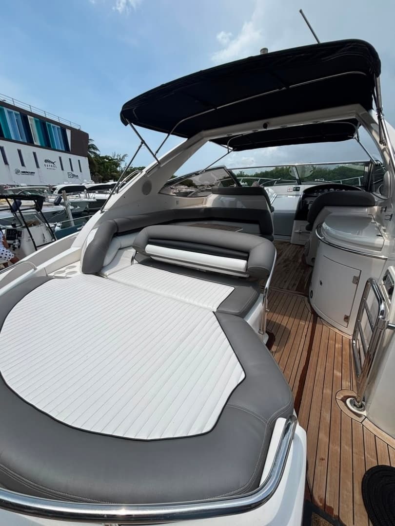 2004 Sunseeker 