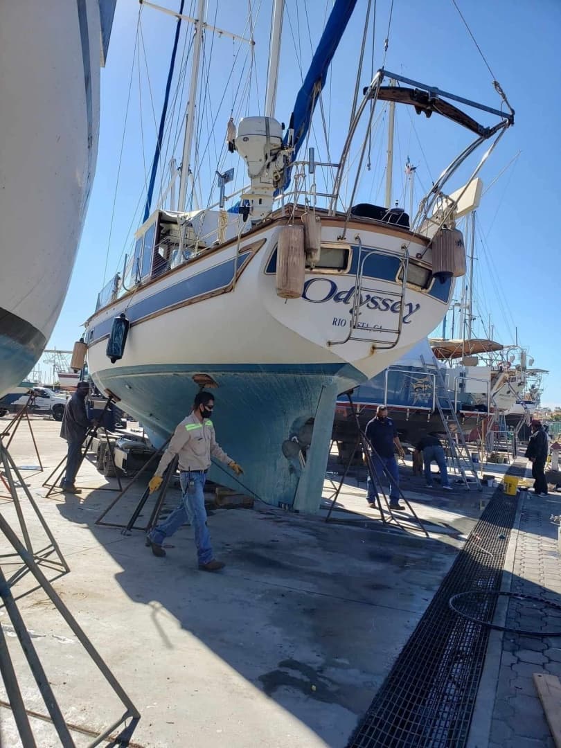 1976 Islander SAILING VESSEL