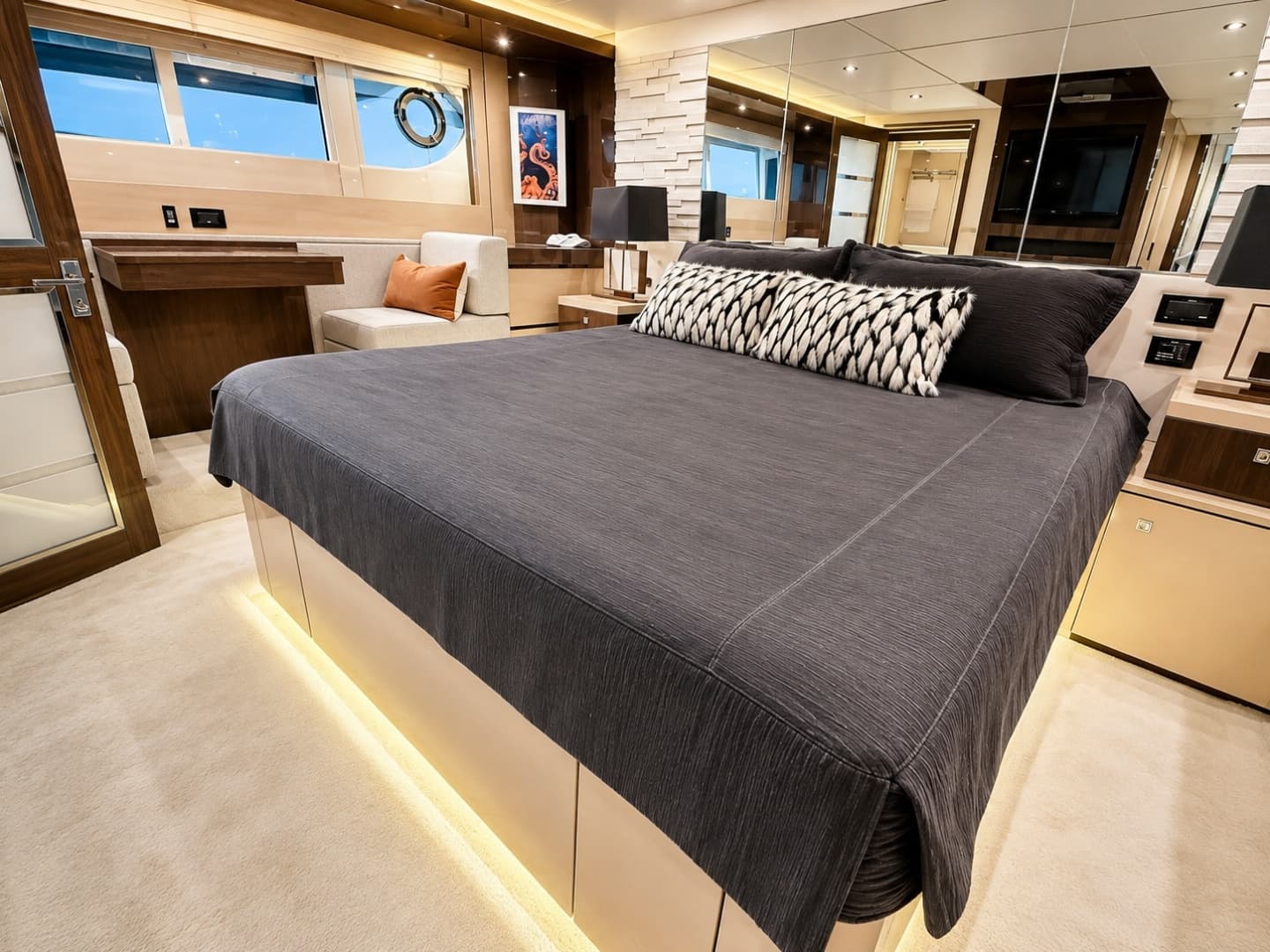 2019 Cruisers 60 FLY